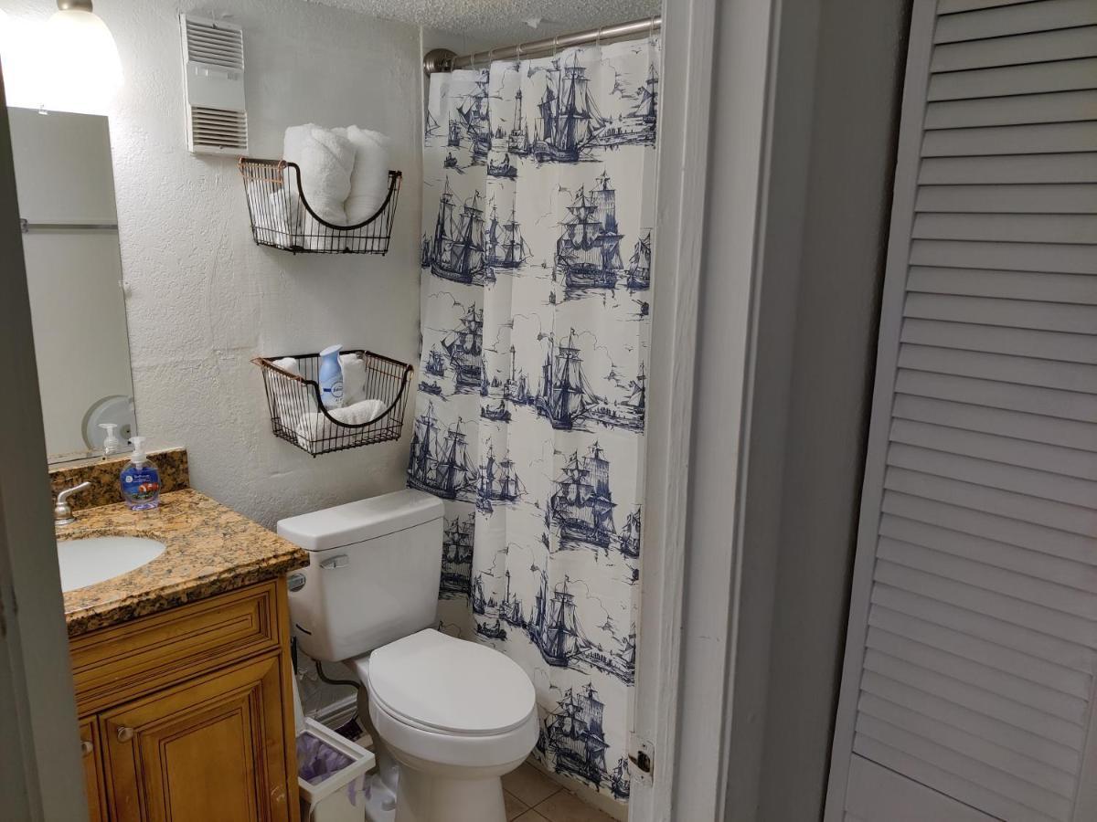 Centauri Vacation Rentals Beautiful 2-Bedroom Condo, Near All Orlando Attractions, Free Parking & Wi-Fi, King Bed Zewnętrze zdjęcie